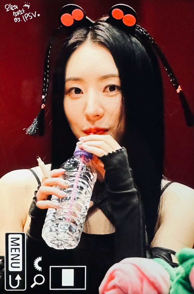 230528 #드림캐쳐 #수아 #김보라 #DREAMCATCHER #SUA 프리뷰

🥰