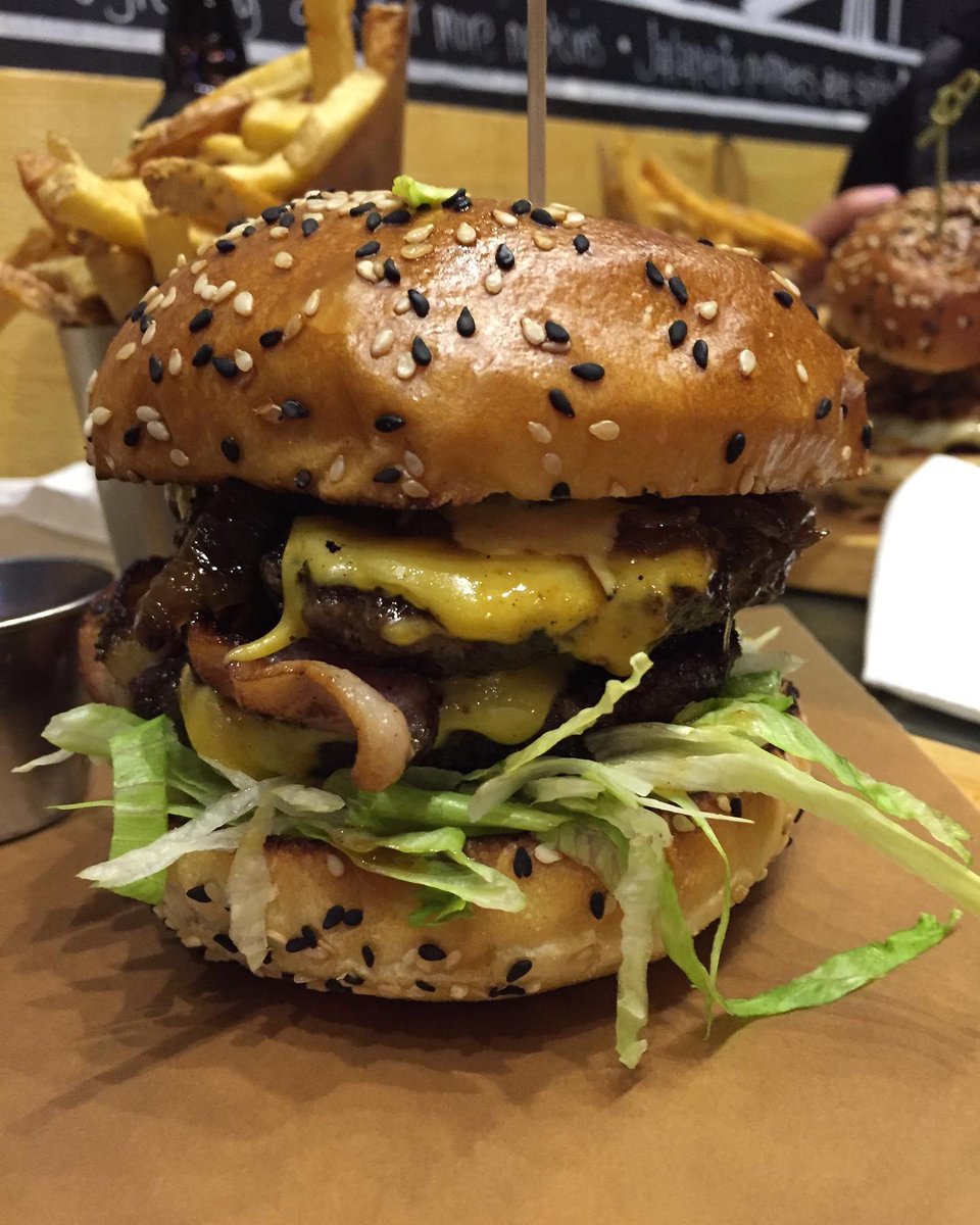 BurgerTours tweet media