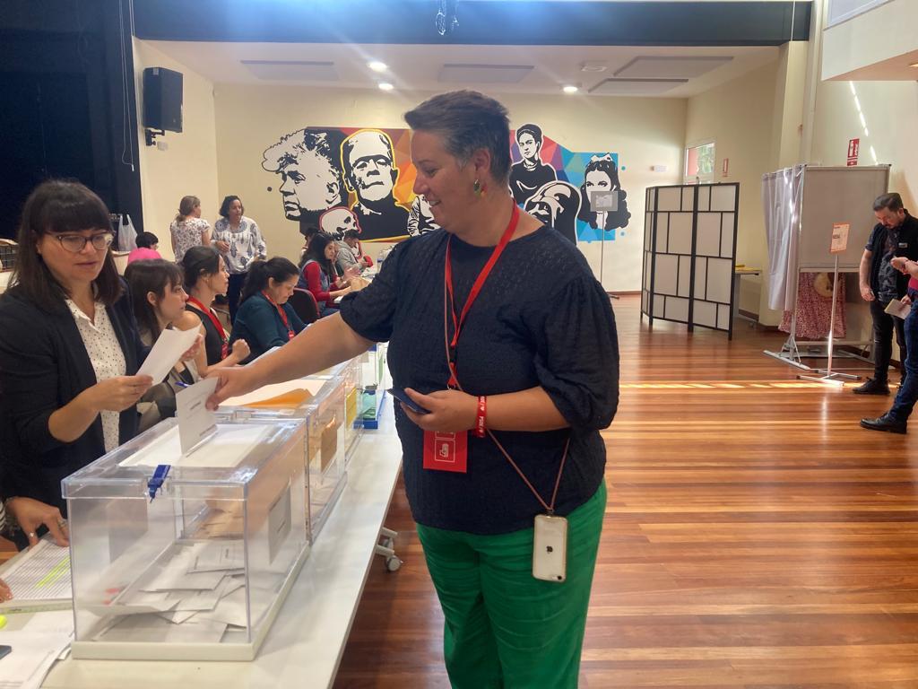 SMatanceros's tweet photo. Algunas imágenes más de candidatos y candidatas y simpatizantes votando (3/3)

#28M #LaMatanza https://t.co/A2IsS7jutC
