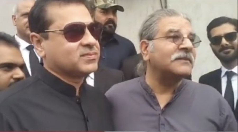 May AllaH SWT protect you both Ameen
#ReleaseImranRiazKhan #ReleaseSamiIbrahim