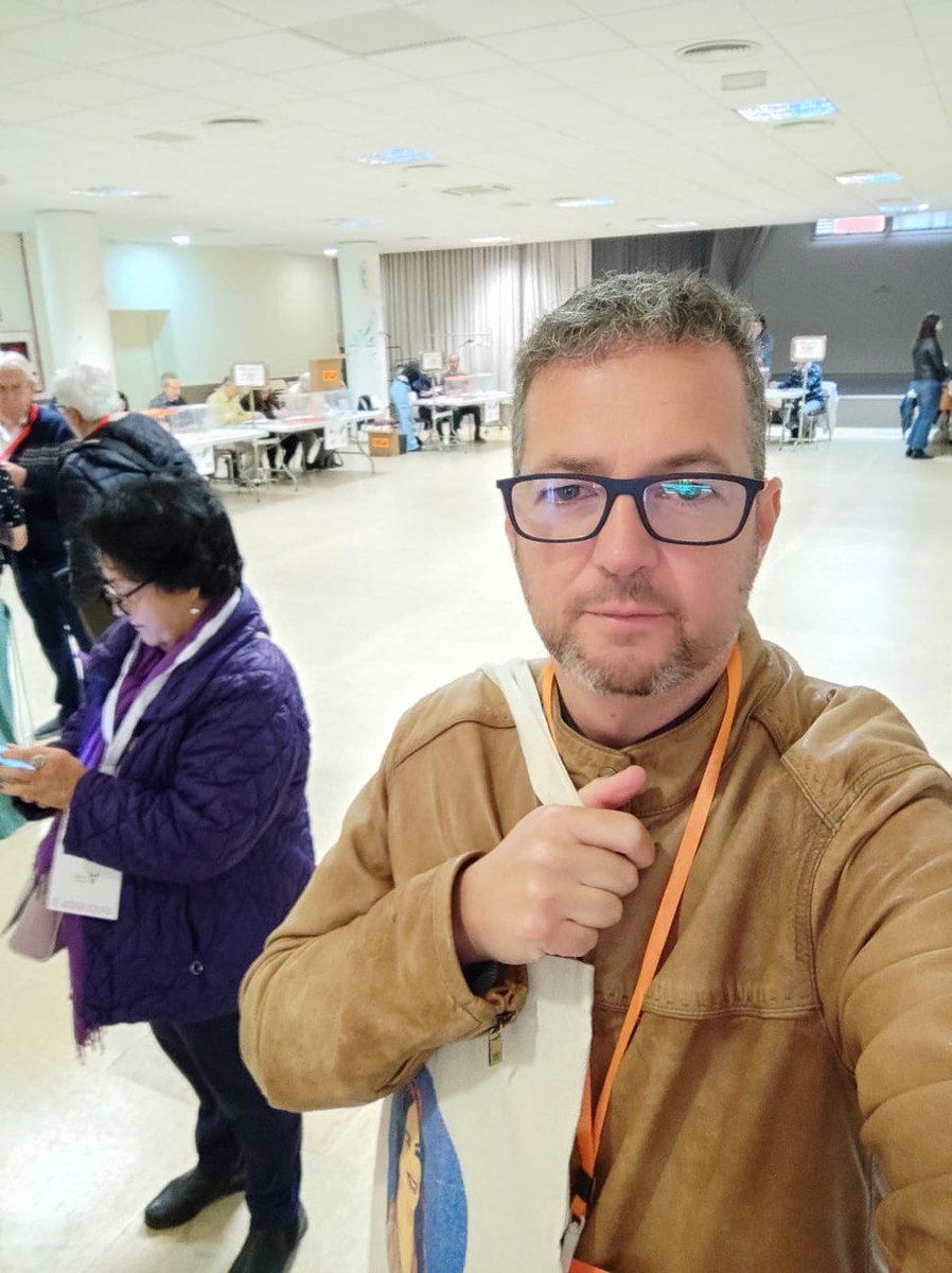 🧡 Retiro presente

 #ApoderadosCS #28M