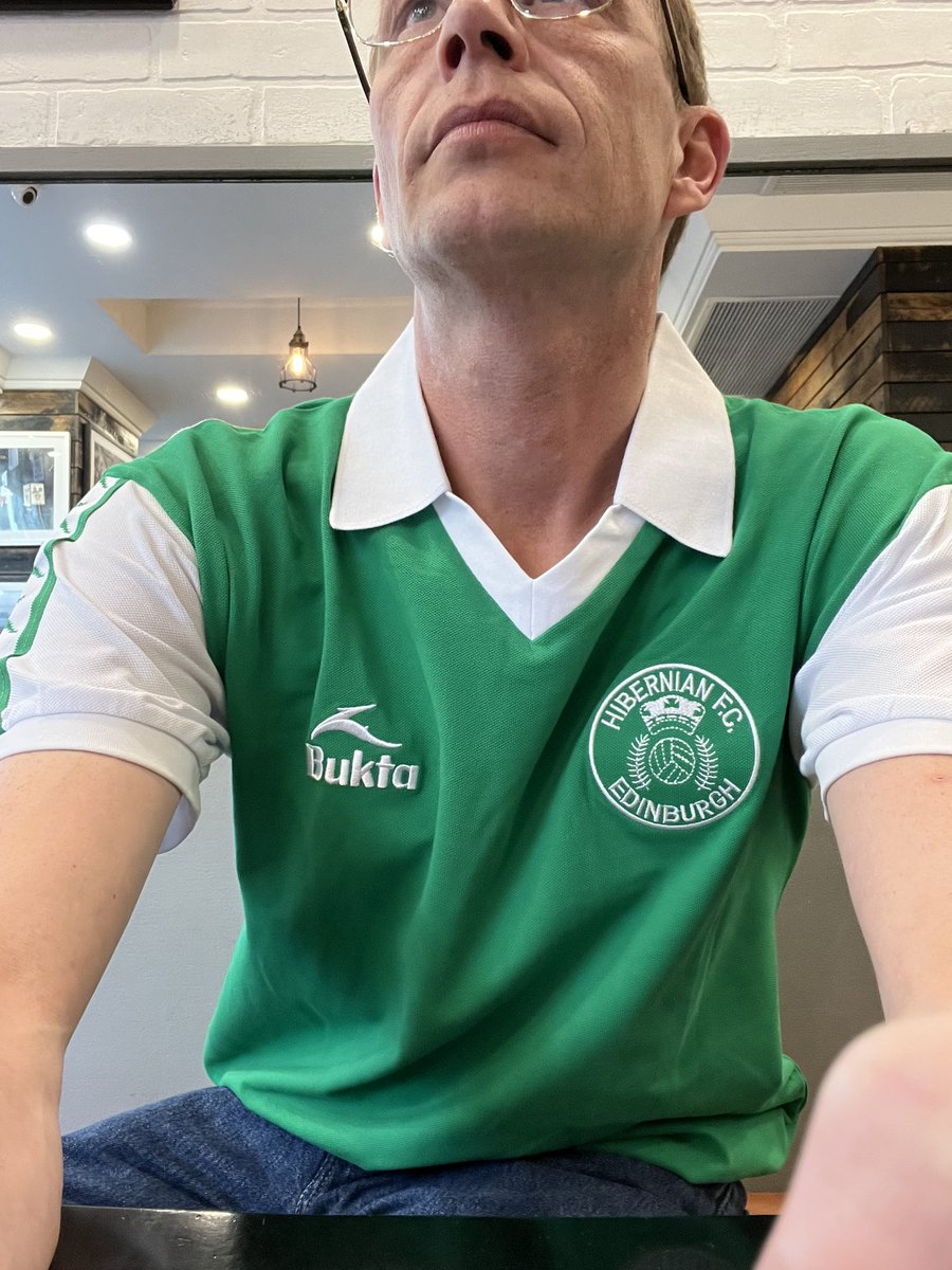 NY with my new top 🇳🇬🇳🇬