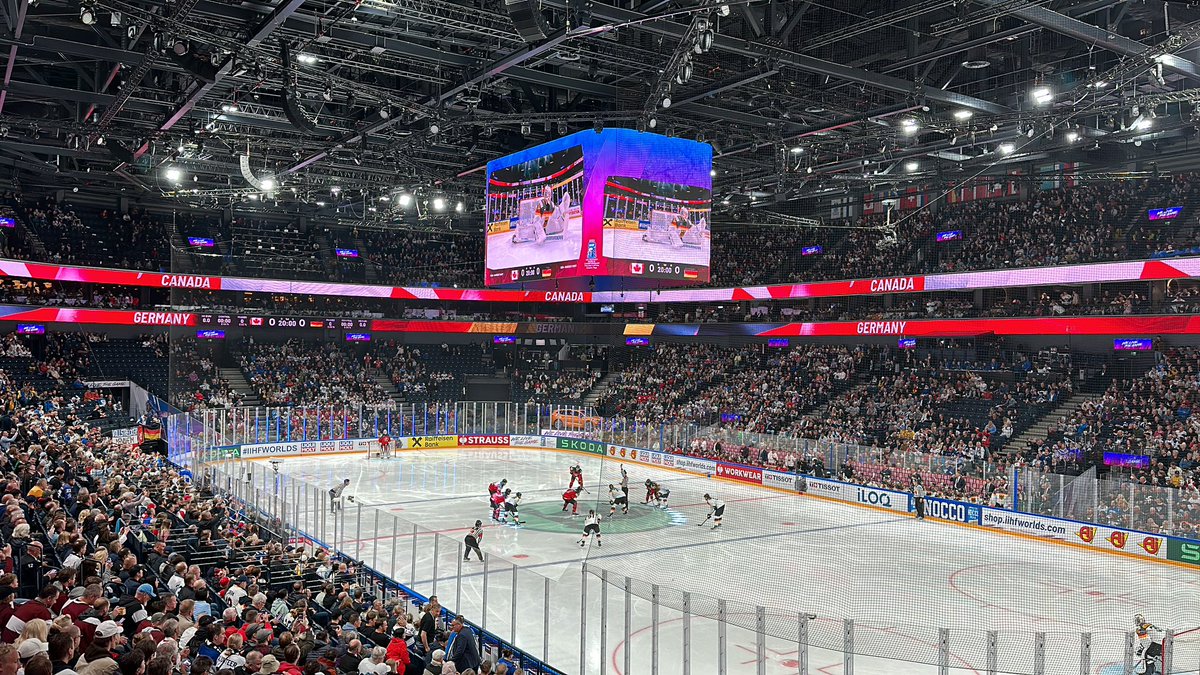 Electric vibes! The 2023 IIHF Men's World Championship gold medal game between Canada and Germany is underway! Let’s go Canada! 🇨🇦🏅
#IIHF #iihfworlds2023 #Canada