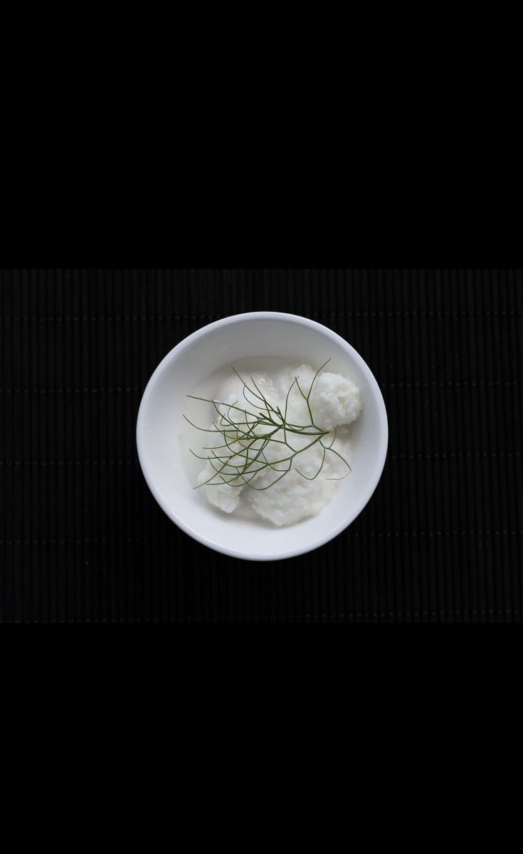 A BIG 'thank you' to everyone involved in making A Taste of Galway Bay collaboration <a href="/ATU_GalwayHotel/">Galway International Hotel School</a> @galwaybayseafoods <a href="/blasnagaillimhe/">A Taste of Galway</a> 
Sea Breeze:
"I wanted to capture the essence of Galway Bay, using Kelly’s oysters, mint, shellfish and velvet cloud granita 📸 Anna King