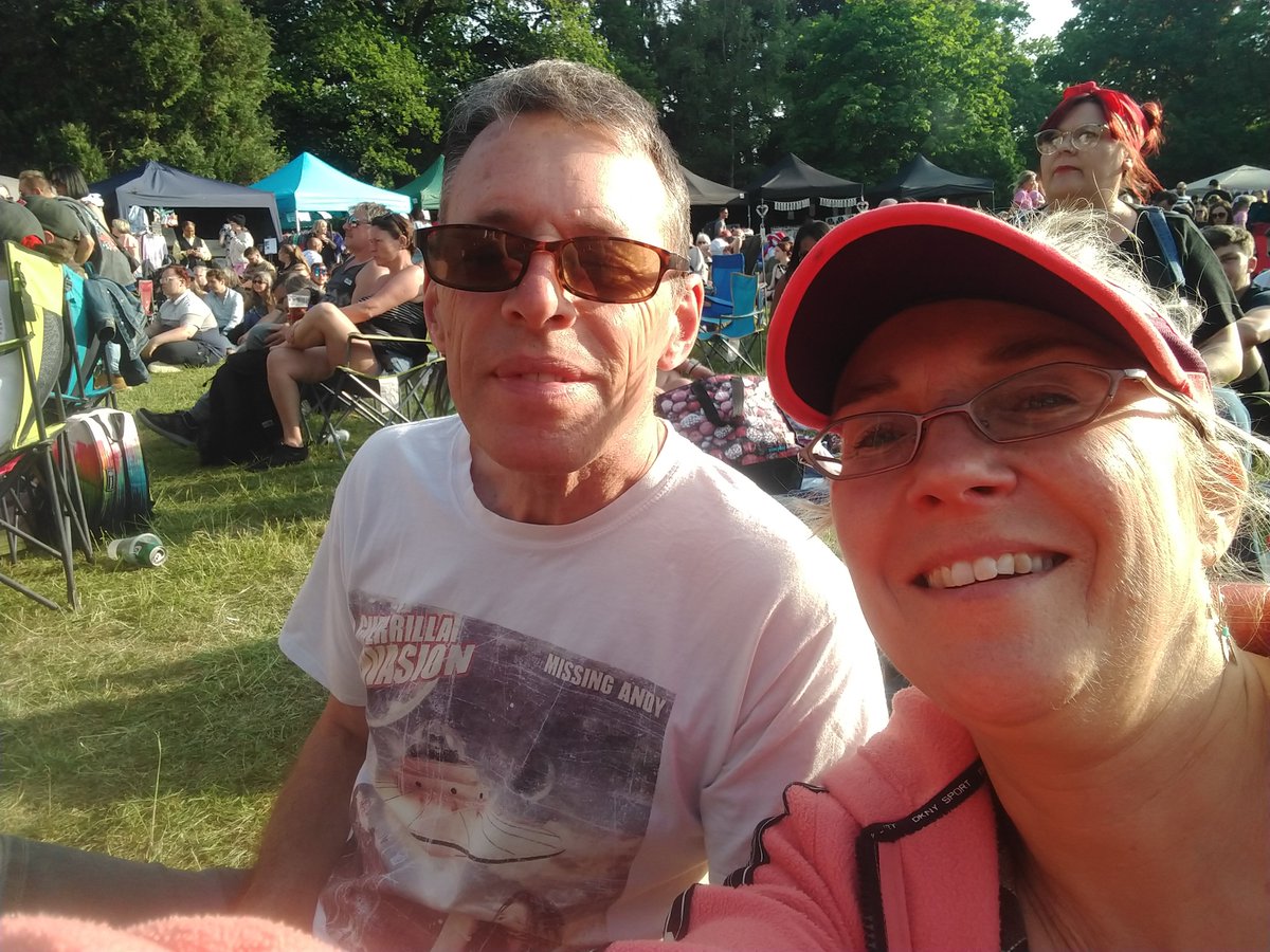 <a href="/MissingAndy/">Missing Andy</a> we're here.... we're waiting.....sad times but we know life changes for everyone. You guys are ALL so down to earth, no bullshit, so fricking talented and basically completely rock! Can't wait to see you later ❤️