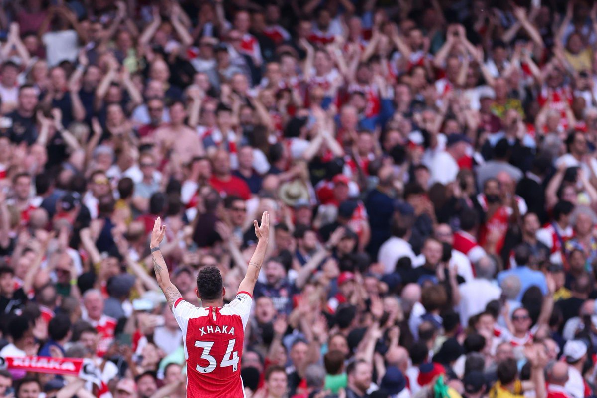 afcstuff's tweet photo. Granit Xhaka waves goodbye. ❤️ https://t.co/GkUfS0h1d9