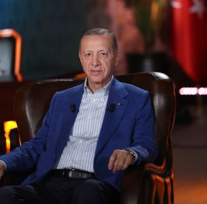 2023 Seçimlerinin Kazananı DÜNYA Mazlumlarının Umudu 
yine yeniden kazanan ADAM <a href="/RTErdogan/">Recep Tayyip Erdoğan</a> .

#TeşekkürlerTürkiye