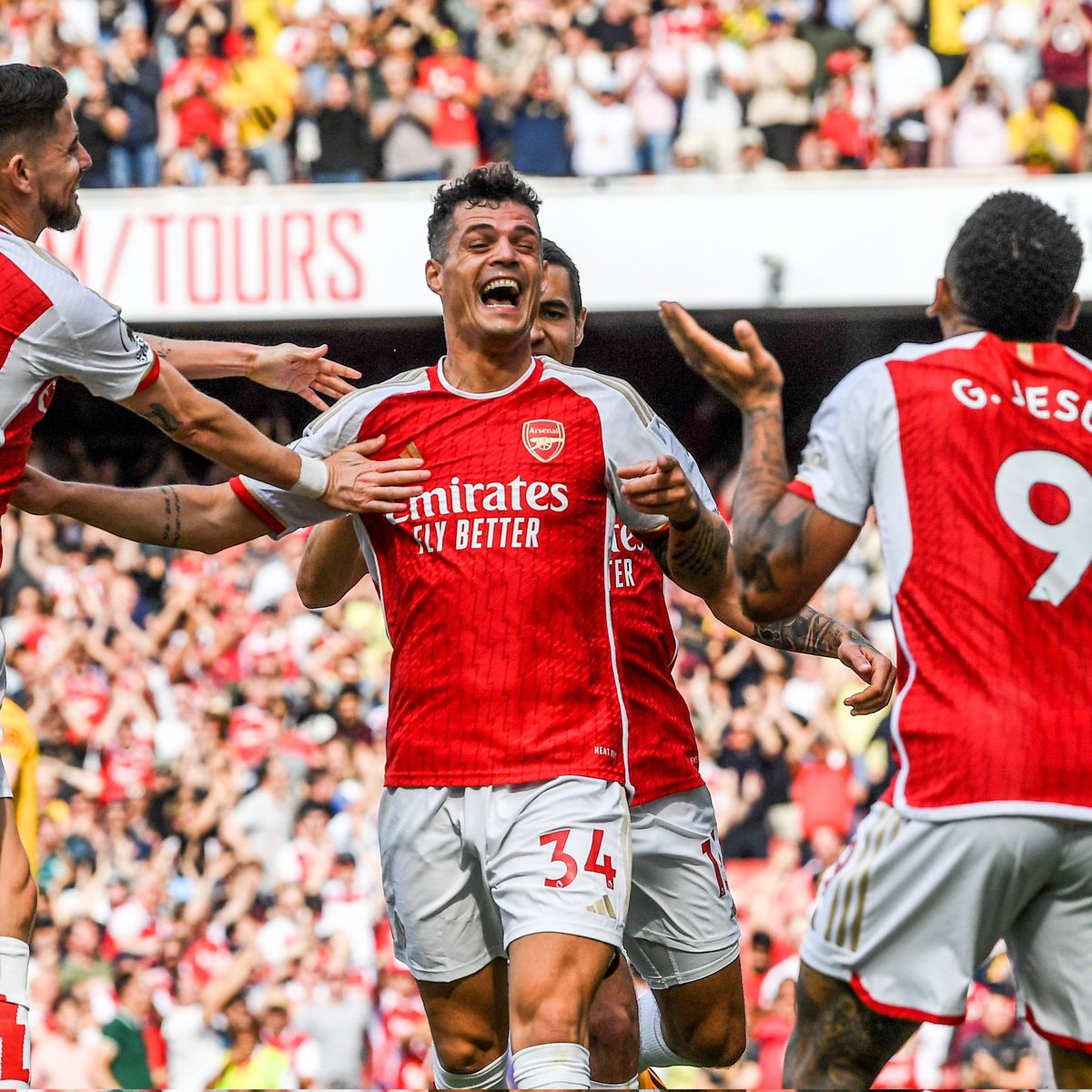 Granit Xhaka's is probably the biggest turnaround in football as we know it. From being booed after slamming the armband on the pitch to having the entire stadium applaud him while asking him to stay in what will probably be his last game in Arsenal after scoring a brace #ARSWOL