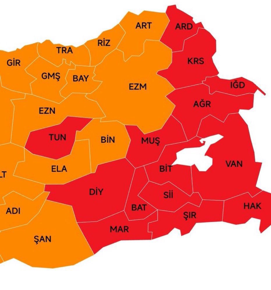 Elden ele paylaşalım görmeyenler var ise iyi baksın... 

Dersim: %82.82
Şırnak: %76.37 
Hakkari: %72.52
Amed: %71.76 
Batman: %68.15
Iğdır: %67.26 
Mardin: %65.81
Ağrı: %64.9 
Van: %61.47
Muş: %58.81 
Ardahan: %57.68
Kars: %56.35 
Siirt: %55.75
Bitlis: %50.58