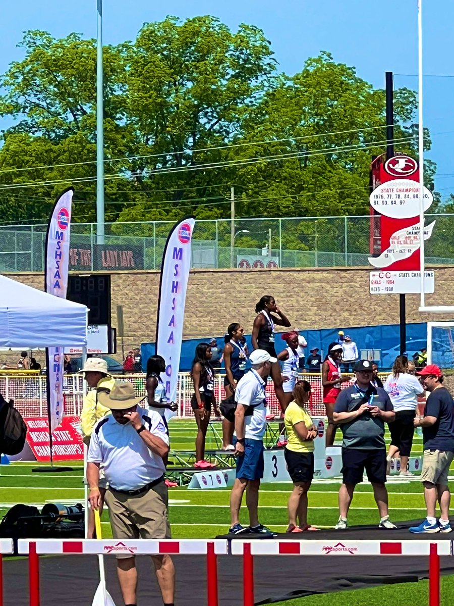 Aaron Mallett (@ayemallett) on Twitter photo Had the pleasure of working with <a href="/mayandersonnn/">Maya Anderson</a> this season to close out her high school career. She finished her Missouri state high school career this weekend winning 2 out of 3 events she was entered in!
12.14m-TJ-Champion
13.66-100mh-Champion
43.42-300mh-Runner-Up Had the pleasure of working with <a href="/mayandersonnn/">Maya Anderson</a> this season to close out her high school career. She finished her Missouri state high school career this weekend winning 2 out of 3 events she was entered in!
12.14m-TJ-Champion
13.66-100mh-Champion
43.42-300mh-Runner-Up