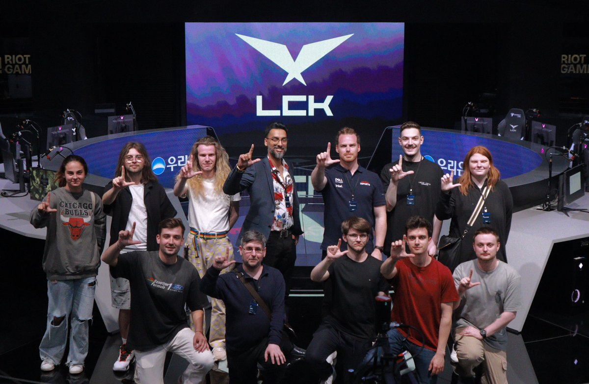 AlexBroadcasts's tweet image. Just arrived home after a week in South Korea for the Global Esports Camp 2023 hosted by @kespa and powered by @GenG! 

I met some amazing people and shared unforgettable experiences with new friends! 

Massive thank you to @GenG, @kespa and @Confetti_ICT for the opportunity!