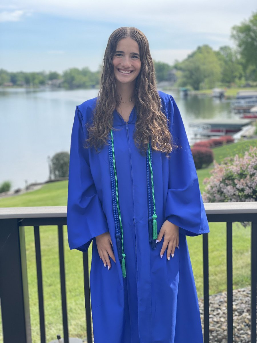 So proud of you Hannah!#ElkGrad23