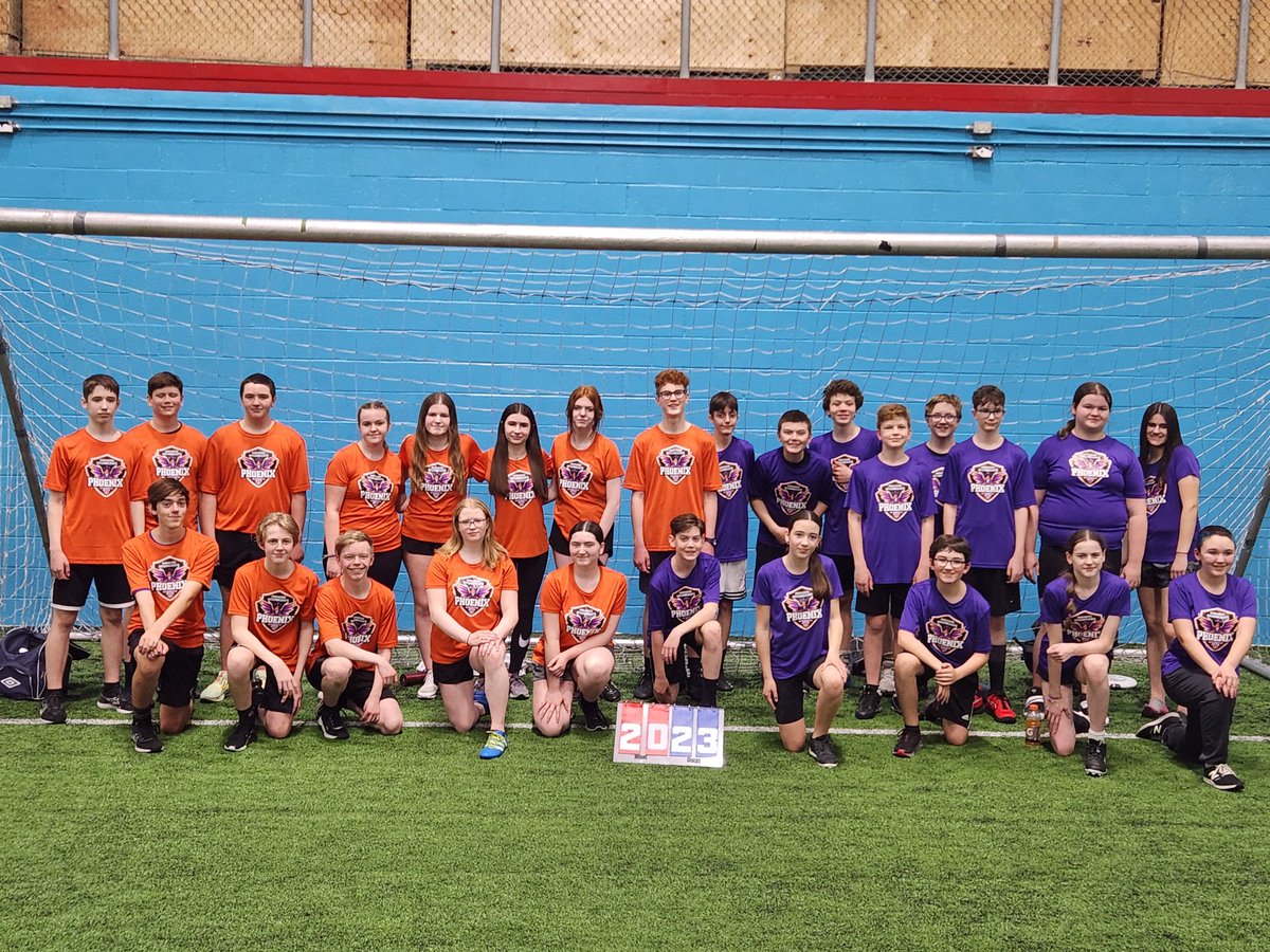 Congrats to both our Ultimate frisbee teams who represented our school very well this weekend at the UNL provincial tournament. Both teams played with intensity and spirit! Paradise team 2 (orange) finished 3rd place overall!  Well done everyone!! @NL_ULTIMATE @ParadiseInterm1