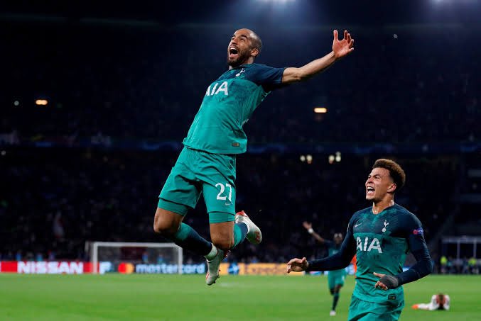 lucas moura loves a last minute showstopper