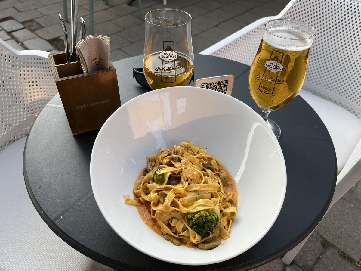 LIHISfi's tweet image. #eurotour23 edennyt Kaunasiin. ~370/1500km. Oli erikoinen päivä. Saas nähdä mitä huomenna. 

#aristavaykkönen #palauttavat