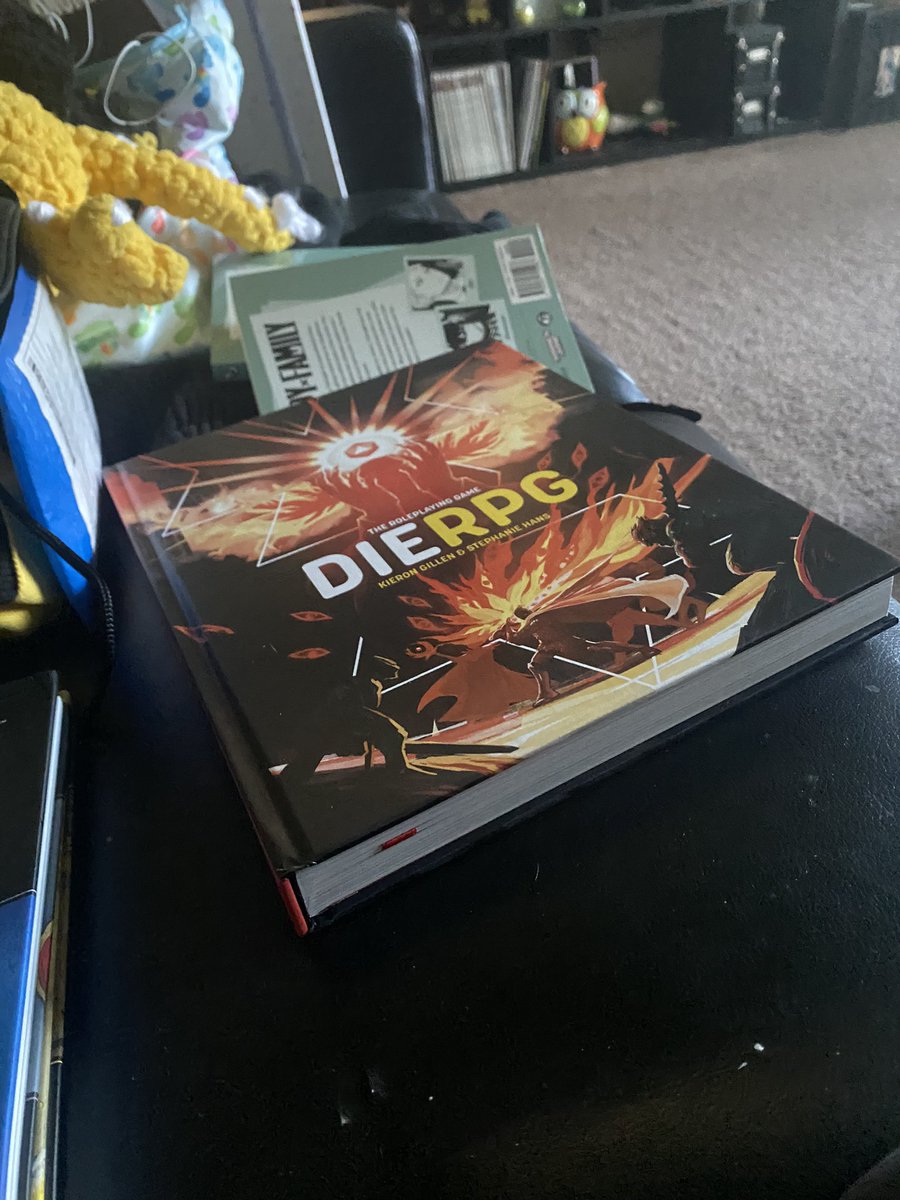 The #DieRPG came in yesterday and I’m STOKED! He. Is. Thicc. 

@kierongillen @HansStephanie @ImageComics