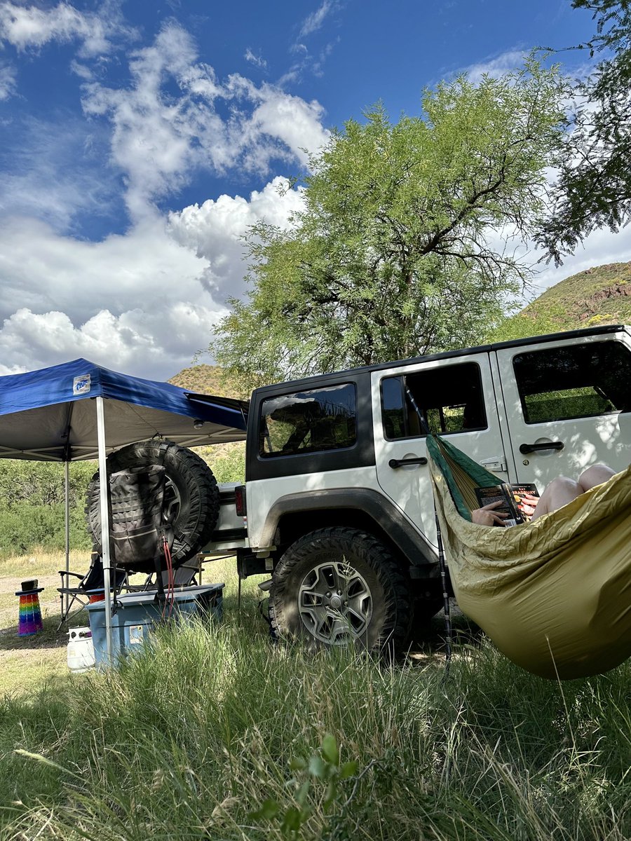 Shade hunting 🌵🌥️

O|||||||O
#jeeplife #wrangler #rubicon
⁦@THEJeepMafia⁩