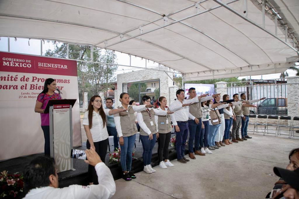 A_MontielR's tweet image. Recorrimos nueve municipios para garantizar que #ElBancoDeLosMexicanos sea punto de encuentro para acercar sin intermediarios los #ProgramasBienestar a la población, sobre todo, para seguir trabajando con el pueblo y seguir transformando nuestro país. 

@ivanramirezdgo…