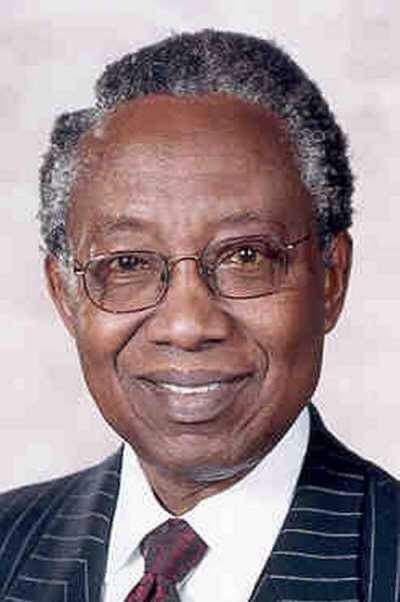 Remembering a trailblazer and visionary. Jonathan Majiyagbe, the first black African District Governor, R.I. Director, and Rotary International President. His legacy will continue to inspire and shape Rotary's impact in Africa and beyond. RIP  

#RotaryLegacy #InspirationalLeader