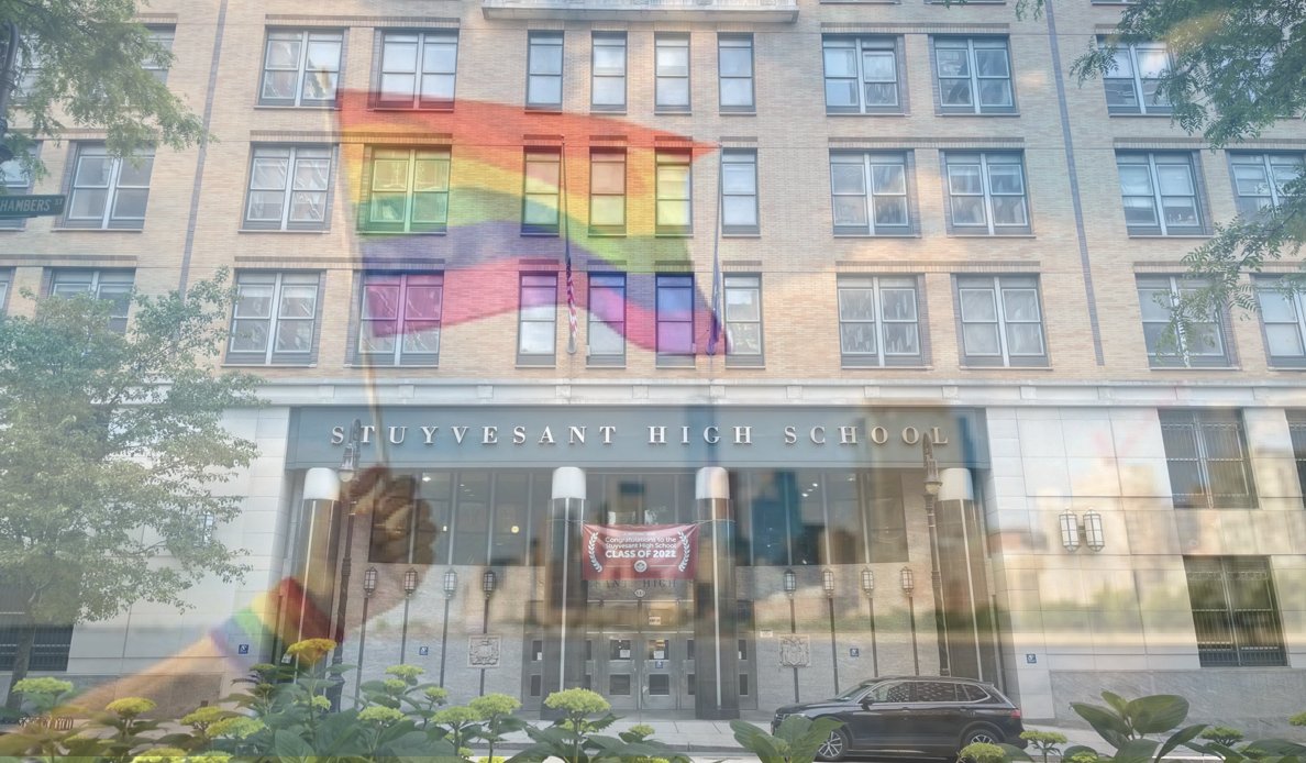 StuyNY's tweet photo. Happy #PrideMonth from @StuyNY supporting our #LGBTQ+ community! #StuyFunFact: In December '22, Stuy Spectrum hosted its first Chosen Family holiday dinner! Read about it in @StuySpectator: https://t.co/003nvlvYQF https://t.co/gseSXvrW02