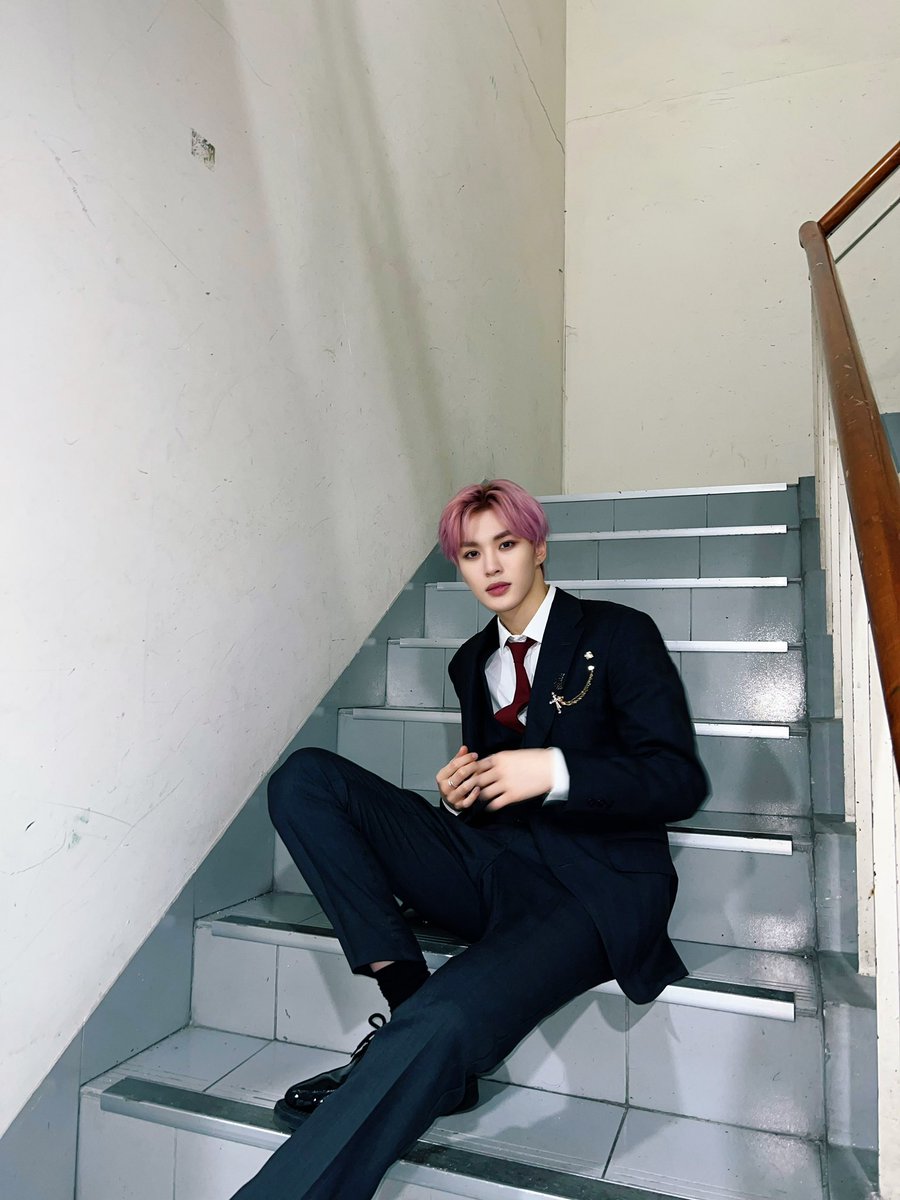 by_EPEX's tweet photo. [#아민]

제니스 비 맞지 마시오😎

#EPEX #이펙스 #AMIN #아민 https://t.co/ZfFjo23W12
