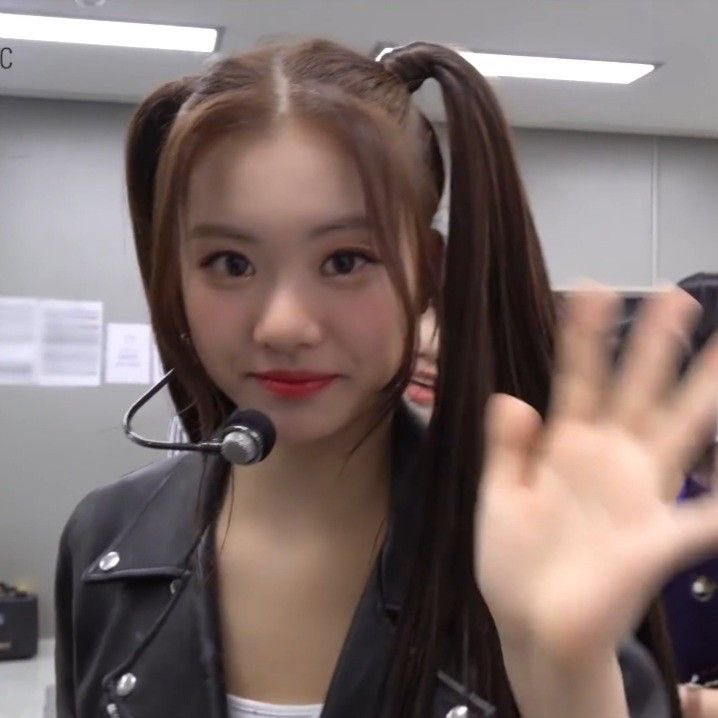 garamfanbase's tweet photo. “Garam didn’t want her fans to leave her and instead thanked her fans for defending and supporting her until the truth came out.” - Yurim to an OV member🤍 https://t.co/vGlHAT93Lj