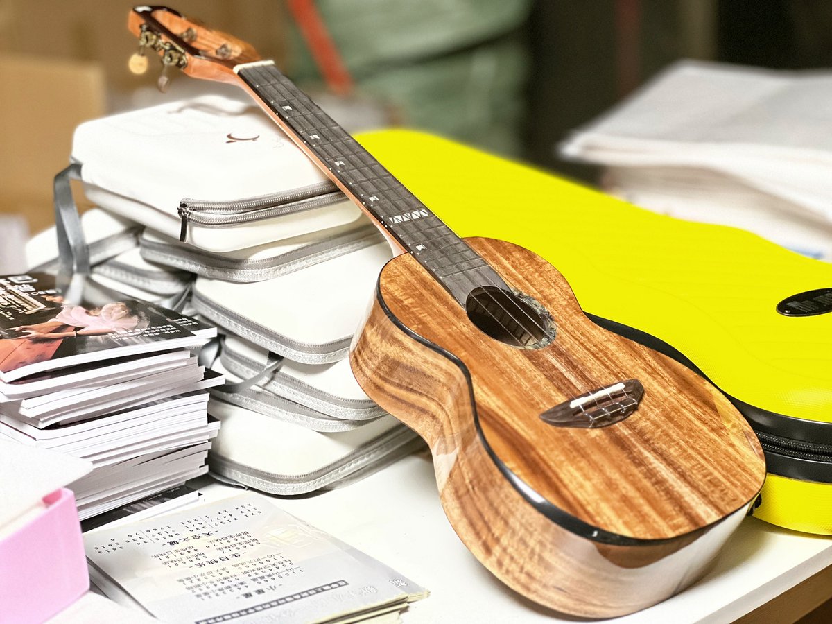 Shipping arranged ✈️ 🇺🇸  #Mrmaimusic #Mrmaiukulele #ukuleleconcert   #ukulelemusic #ukulelecovers #ukuleles #ukuleleupdate 
#ukuleleplayer #ukulelepost 
#ukulelelover #Ukulélé #우쿨렐레 #ウクレレ
#ukuleleshop #ukulelesoprano #guitarra #guitarcover 
#guitars #musicshop #musicstore