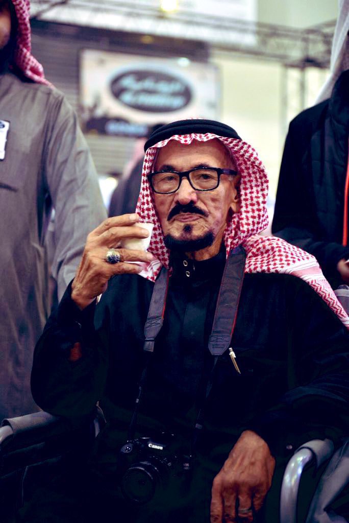 r0se_11's tweet photo. ياملا الجنة الباردة يالعم ابو رشيد 🥺💔#ابراهيم_الرديعان الله يرحموه ويغفر له ويجعله بجنات الفردوس الأعلى ويربط على قلب اهله وذويه بالصبر والسلوان ويعظم اجرهم 🤲🏻 
 
وإنا لله وإنا اليه راجعون https://t.co/RTGuygF1ab