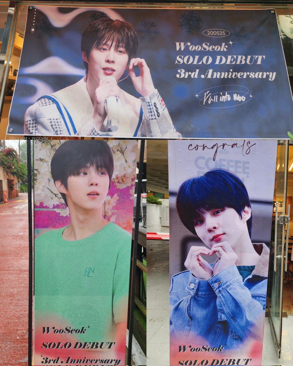ForWoo1's tweet photo. 커피포유 28일
귀여운 친구들과 우석이 데뷔 기념 카페 
슬립 노래가 때마침 흘러나오고
작품 감상도 하고 디테일에 감탄하며
이벤트 기념품까지 기분좋은 즐거움이었어요 
#Fall_into_Woo
#우석에_빠지다
#김우석 #KIMWOOSEOK 
@daall_wooseokah https://t.co/Bwk6jst763
