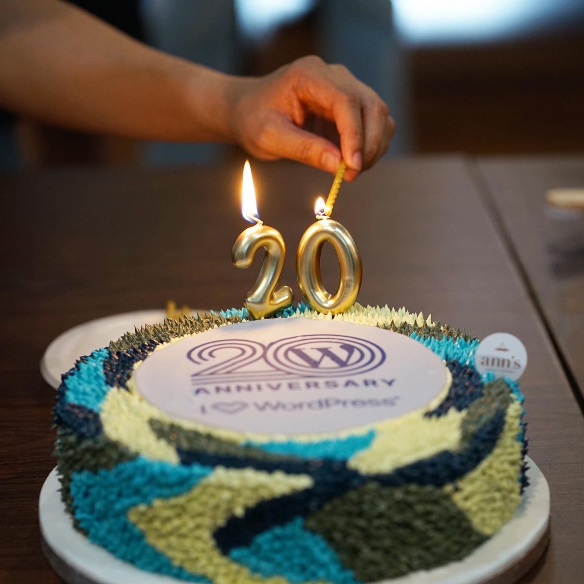 wcjkt's tweet photo. Like many community across the world, we also had a beautiful birthday cake and Wapuu cupcakes!
We hope our future with WordPress will always be as sweet and beautiful as these amazing cakes.
Thank you @Niagahoster!
#WP20 #WPID #WCJKT #WordPress https://t.co/taAIt1iWJw