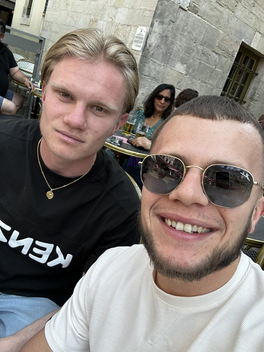 Sda2s's tweet photo. Hi @ErlingHaaland I found Your lookalike or your little brother, I'm still hesitating. We absolutely have to take a photo with you to get a Haaland X2.😂😂 https://t.co/GzL2uQ0aqj