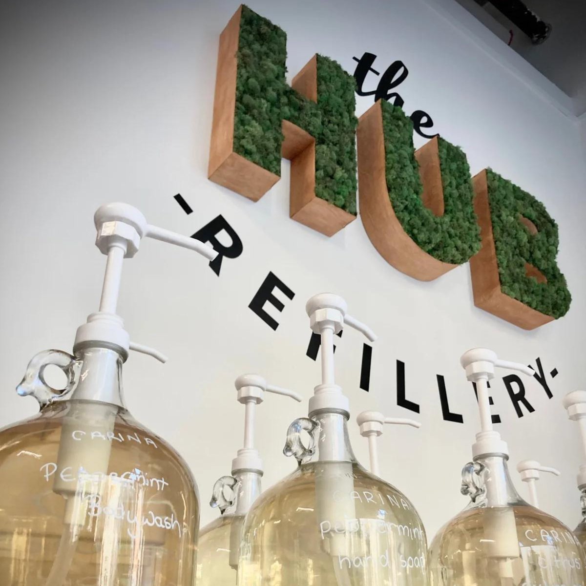 🔦 SPOTLIGHT SUNDAY 🔦

This week's Spotlight Sunday is The Hub Refillery. Their brand is all about quality, natural and local... just like us!

📍Delta, BC
-
-
-
-
#educatedbeards #spotlightsunday