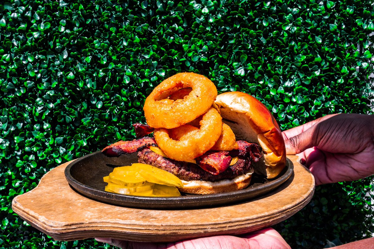 Nick's Riverside tweet media