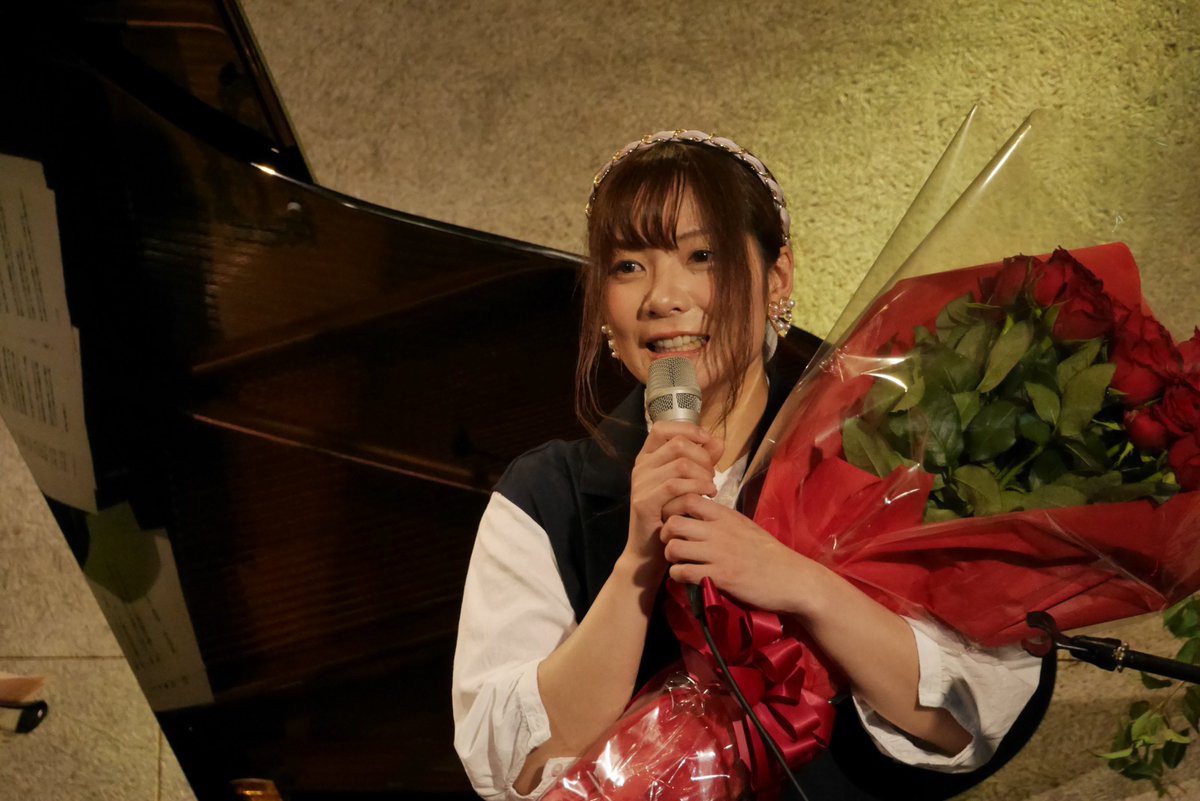 tacchaan's tweet image. #Utaco. フライング39 HappyBirthday with #河野圭佑
王子 Music Lounge
この絡み倒しツーマンは凄いよね。
双方の曲をごちゃ混ぜで演奏して歌って、それでつい勢いでユニット的な曲が出来ちゃったのでCDも作っちゃうとか最高が過ぎるわ！
Utaco.おめでとう！！