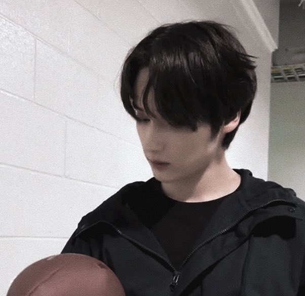 𝐐 (@queenxning) on Twitter photo 