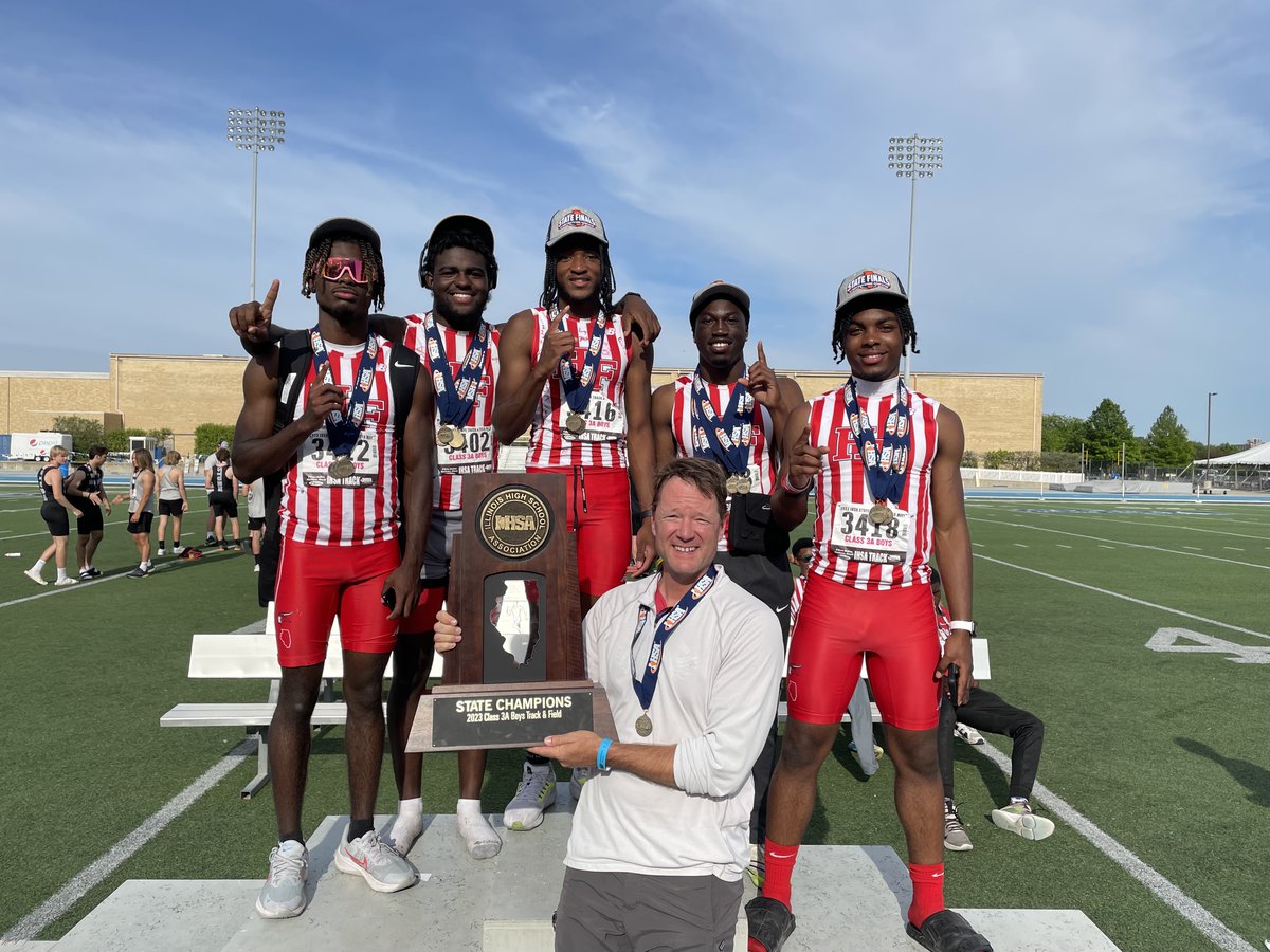 korfist's tweet photo. Following your gut and taking a chance by doing new things can payoff. This crew ran 41.02 4x1, 1:26.2 4x2, 2 under 21.5, 4 ran under 11. All beat last years PR by a lot. Hope to get a chance to talk about it soon. Most days were on @1080motion  @WGF1 @XLATHLETE https://t.co/iPwncRt0H9