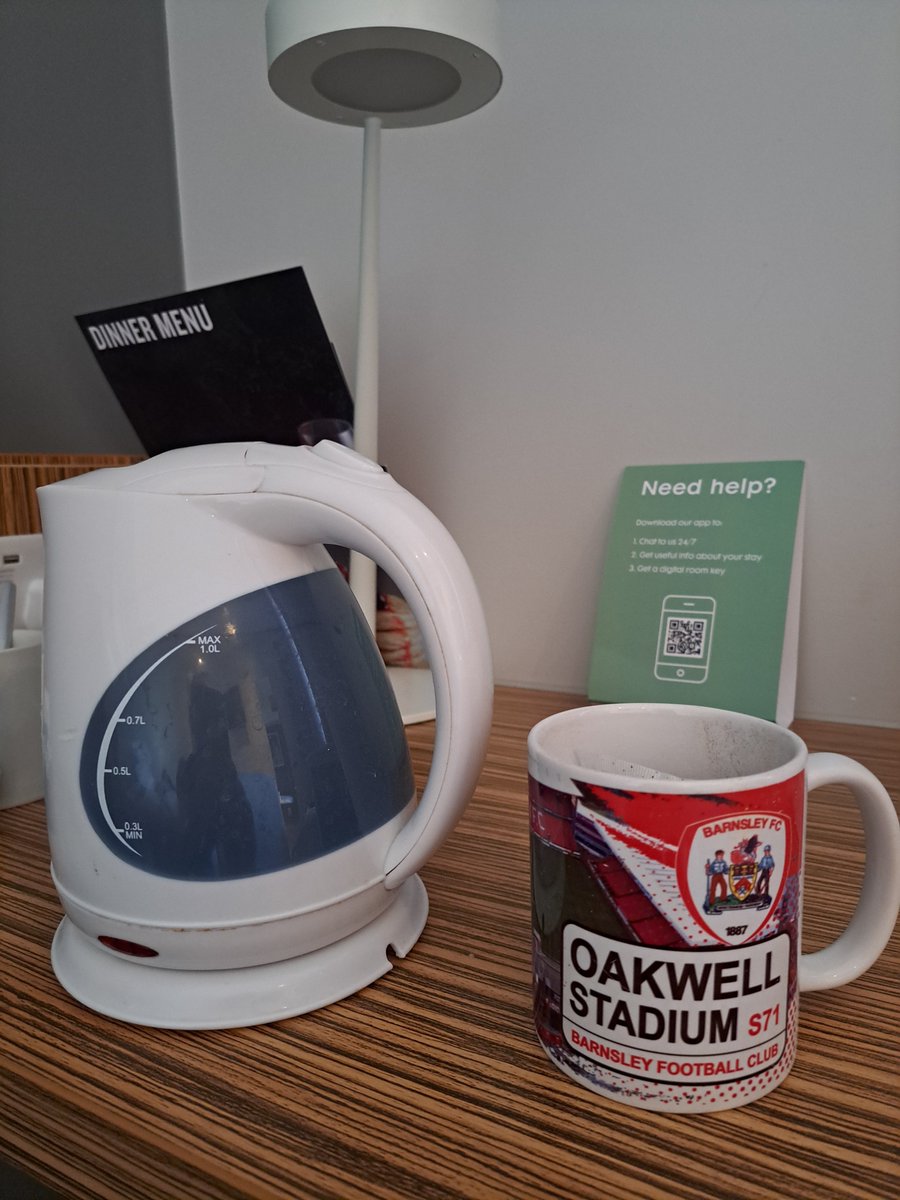 thetykester's tweet photo. @BarnsleyFC flying high in st albans and even brought my cup so not to upset pre match routine with yorkshire tea of course #reddarmy https://t.co/IApz5cS96I