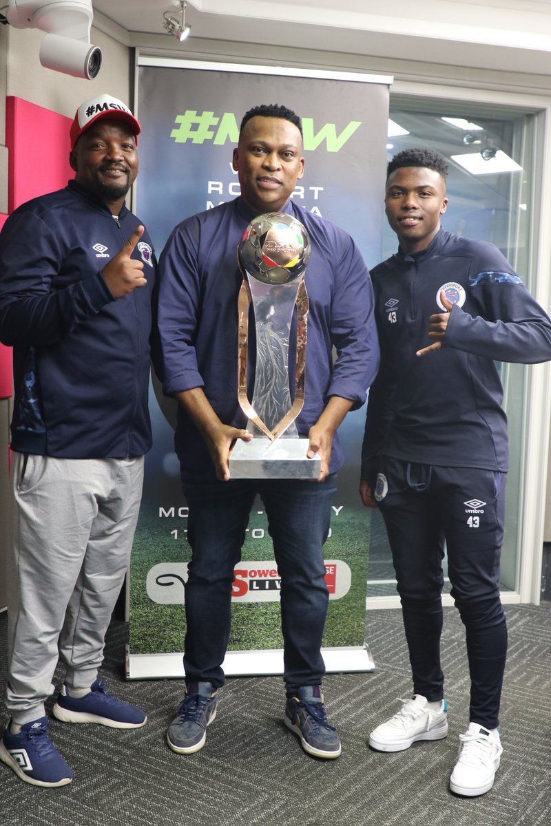 🎙️@robertmarawa in discussion with Thabo September & Neo Rapoo from @SuperSportFC.  

🎥 Watch full interview: buff.ly/43yJyer

#RobertMarawaOn947 #MSWOn947

📻 Weekdays | 6pm
947.co.za