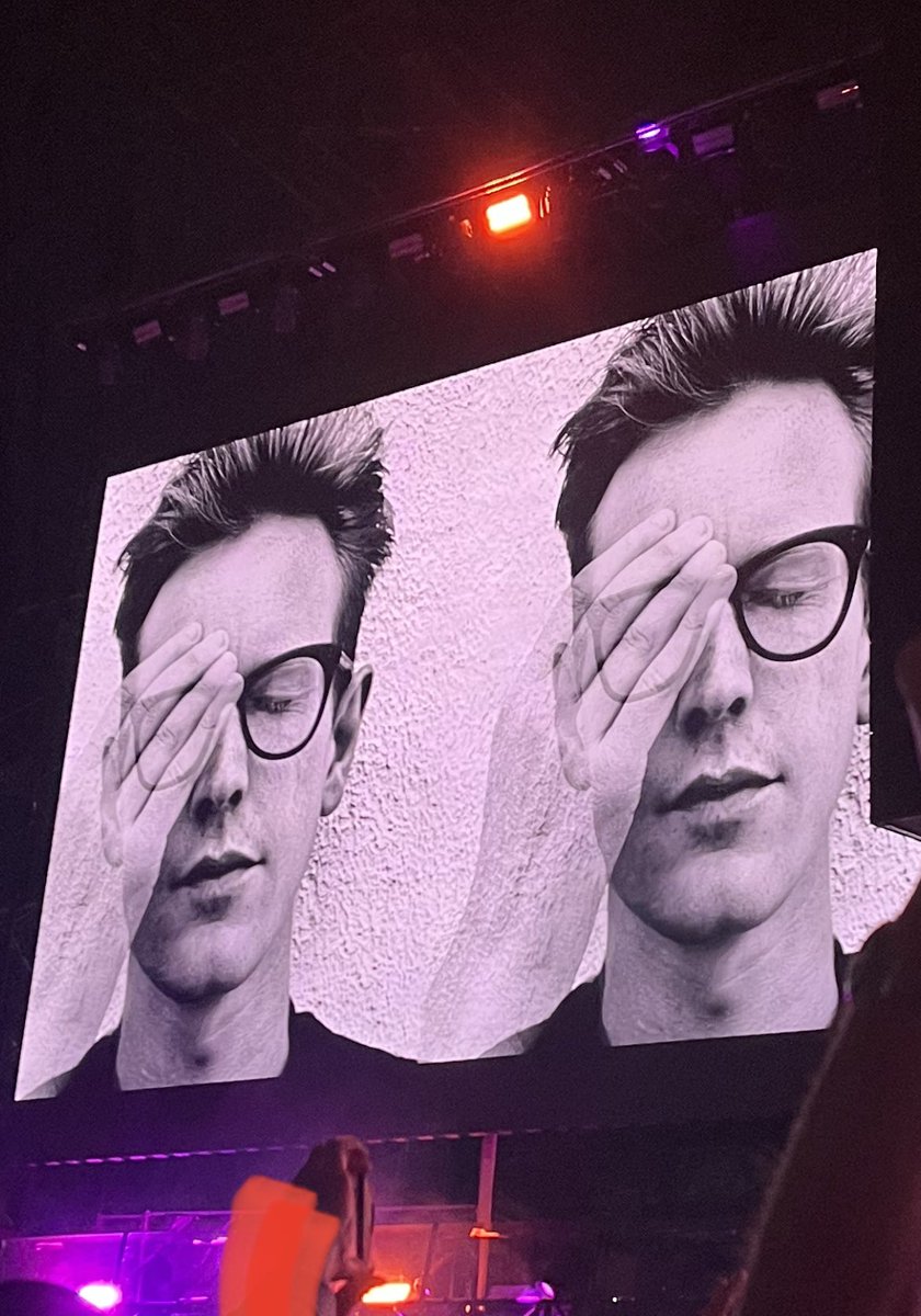 stellamode101's tweet photo. @GrainneFletcher @depechemode_sk Sending love from Leipzig, Germany on May 26, 2023 
This night was for Andy 🫶🏻🌈🌟🖤 https://t.co/KsFxOucGJQ