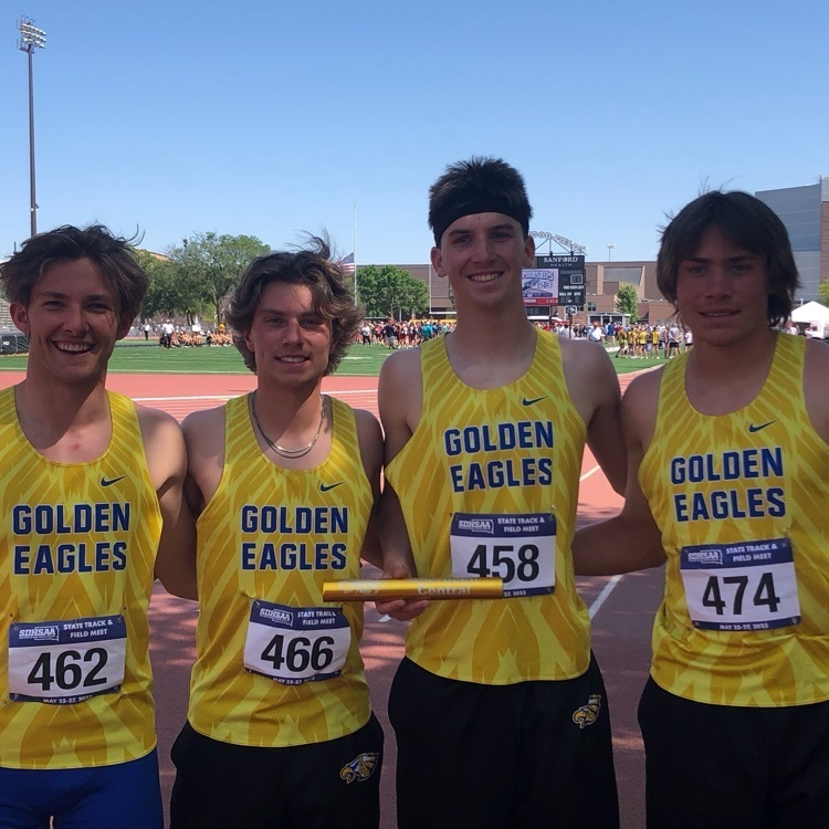 AberdeenCHS's tweet photo. Incredible finish to four great careers! 
Aiden Heimann-Gabe Johnson-Carter Dingman-Drew Salfrank smashed the school record by over 3 sec and they broke the state meet record as well, 3:20.53, #8 all time in SD. they were just edged out by an equally outstanding O’Gorman team🥈 https://t.co/os4dixeq8Z