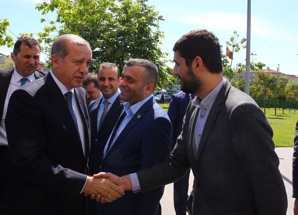 Mcolak23's tweet photo. “Bu bir meydan muharebesidir,
kenardan izlemek olmaz” !
Prof. Dr. Necmeddin ERBAKAN https://t.co/64RJMtyfD3