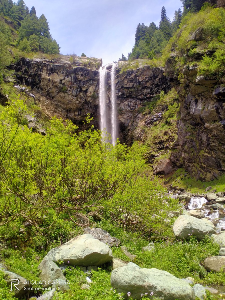 yasermir10's tweet photo. Nandishool waterfall Loran poonch https://t.co/s2lmTdjVmS