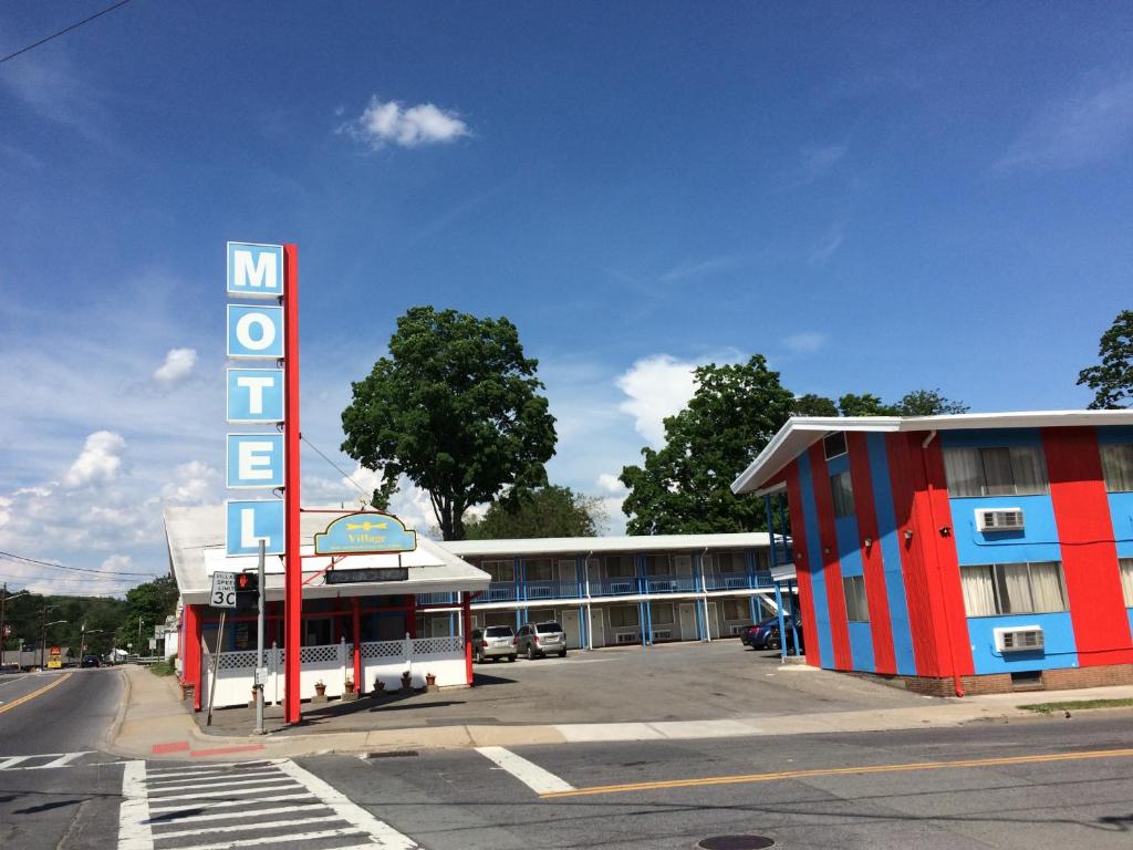 TrueTraveler7's tweet photo. Save up to 60% on motel bookings in New York. Find nearby motels that are open now and book your affordable stay today!
Read here: https://t.co/QQz3MREjO8
#motelsnearme #motelsnearmeinnow #newyorkmotels #motelsinnewyork #newyork https://t.co/HxXZlYN7XL