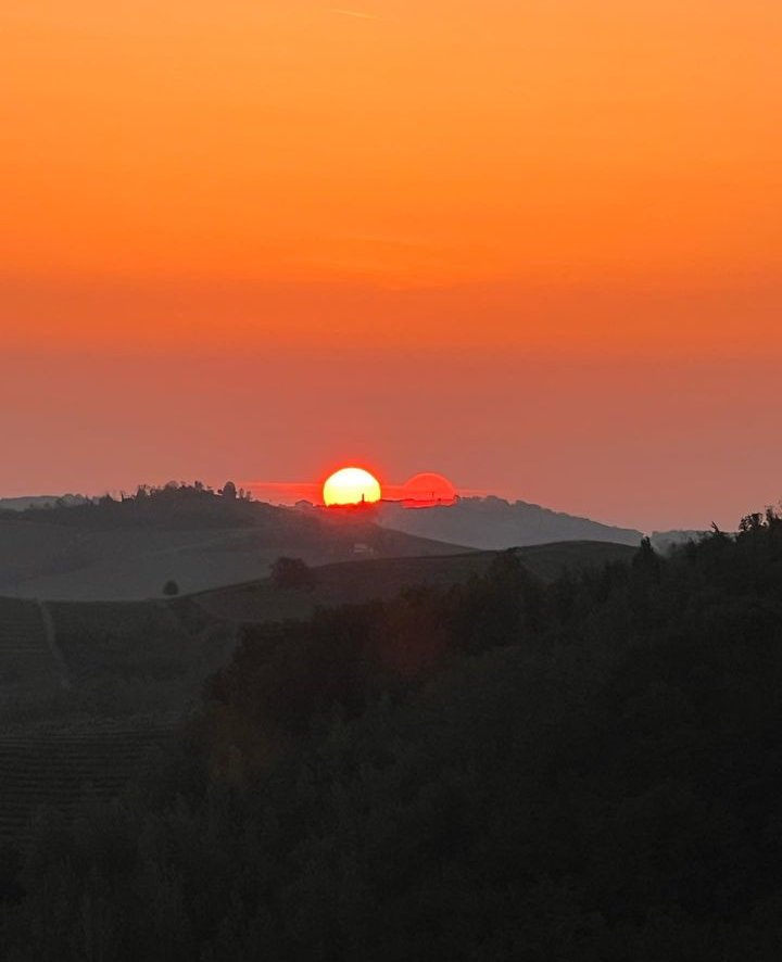 LordSTILL's tweet photo. #2SUN #TWOSUNS: "You uncle WILLY'S son! He DONT PLAY dat New World Order SHIT!!!" LET EM KNOW #REDSUN #AMENRA https://t.co/9oXUVfroM2