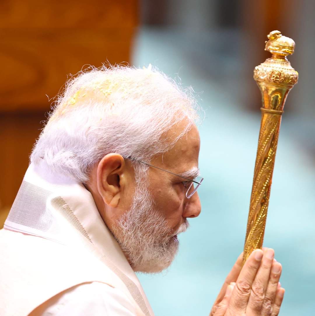 MANIKANDANBJP_'s tweet photo. புதிய இந்தியாவின்,
புதிய பாராளுமன்றத்தில்.
தமிழர்களை பெருமைப்படுத்திய நவீன கால சோழனே, தமிழனாய் நன்றி கூறி தங்களை வணங்குகிறோம்..
@narendramodi @annamalai_k @ShivaaBJYM @apmbjp @RajeshM_bjp https://t.co/kFIXgGhhW8