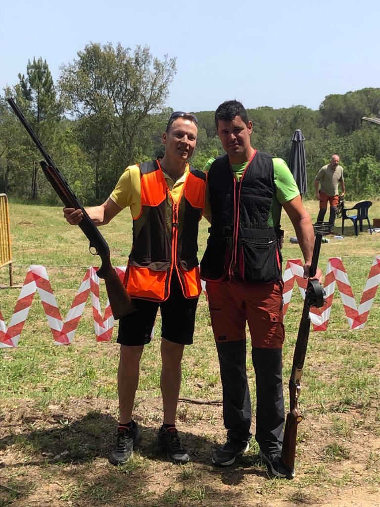 🏅Quim Llinàs guanya el campionat de Tir al Plat de Festa Major organitzat per la Societat de Caçadors Sant Hubert.

✅Carles Maurici, ha sigut finalista. 

👏Moltes felicitats!

#FMLlagostera2023