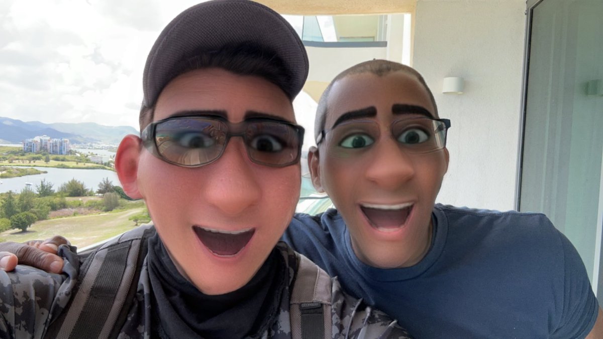 islandgecko's tweet photo. We’re leaving #sintmaarten today - it’s been fun hanging out with @ramonray  - we’re just animated characters in this world 🤙😉

#sintmaarten @esxmseminar #ryoadventures #jawaiian #pixarlife https://t.co/xuYNH2u0c1