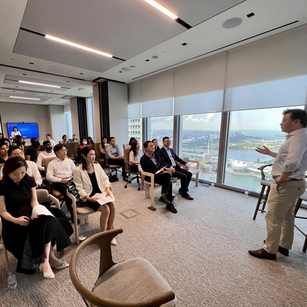 drostontang's tweet image. It’s been a successful week with #ZhangJiangGroup in #Singapore. Together we had an engaging series of activities.

Stoked to represent #XNode to receive this partnership recognition!

Watch this space as we strengthen our engagement: #China-Singapore #Innovation Launchpad!