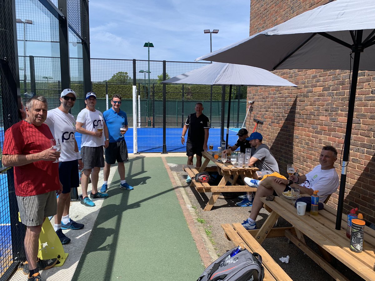 ipadeluk's tweet image. Serve and trolley! Limpsfield 2 v Bourne 3 in the iPadel Club Leagues on a beautiful sunny Sunday morning 😄👍🎾

#padel #ukpadel #clubpadel #padelleagues #surrey

@evendo_events @babolat_padel @padelshack @wearepadel_derby @padel_iq @padel1969official @the_bandeja @padel.london