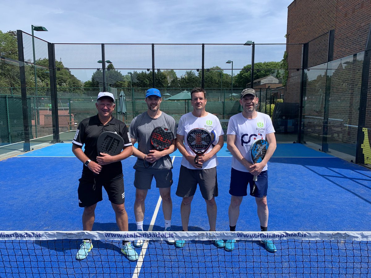 ipadeluk's tweet image. Serve and trolley! Limpsfield 2 v Bourne 3 in the iPadel Club Leagues on a beautiful sunny Sunday morning 😄👍🎾

#padel #ukpadel #clubpadel #padelleagues #surrey

@evendo_events @babolat_padel @padelshack @wearepadel_derby @padel_iq @padel1969official @the_bandeja @padel.london